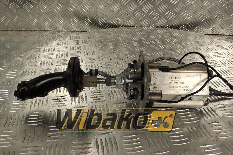 Joystick Liebherr 10428597 K140917111257 - תא ופנים הרכב עבור מכונת בנייה: תמונה 1 Joystick Liebherr 10428597 K140917111257 - תא ופנים הרכב עבור מכונת בנייה: תמונה 1