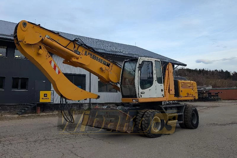Liebherr A924C - מטפל בפסולת/ תעשייתי: תמונה 1 Liebherr A924C - מטפל בפסולת/ תעשייתי: תמונה 1