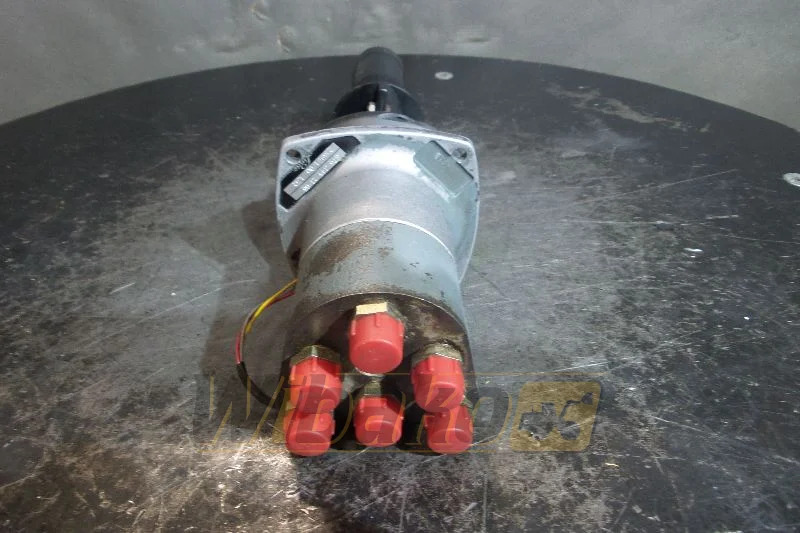 Linde 6763452366 22686100L92 - שסתום הידרולי עבור מכונת בנייה: תמונה 1 Linde 6763452366 22686100L92 - שסתום הידרולי עבור מכונת בנייה: תמונה 1