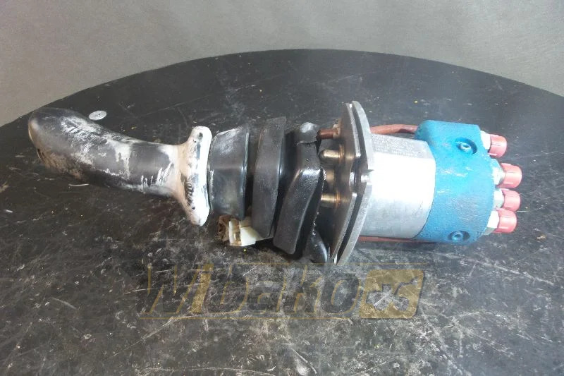 Rexroth 5TH6E52.14/YU01M05 - שסתום הידרולי עבור מכונת בנייה: תמונה 1 Rexroth 5TH6E52.14/YU01M05 - שסתום הידרולי עבור מכונת בנייה: תמונה 1