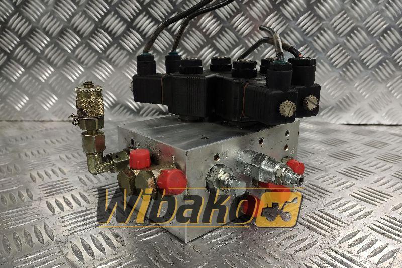 Valves set JCB JS220 116550400 / 2803GL - שסתום הידרולי עבור מכונת בנייה: תמונה 1 Valves set JCB JS220 116550400 / 2803GL - שסתום הידרולי עבור מכונת בנייה: תמונה 1