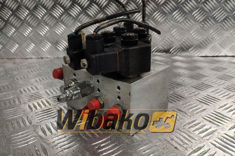 Valves set JCB JS220 116550400 / 2803GL - שסתום הידרולי עבור מכונת בנייה: תמונה 2 Valves set JCB JS220 116550400 / 2803GL - שסתום הידרולי עבור מכונת בנייה: תמונה 2