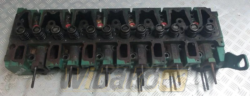 Volvo TAD650 04515636 - ראש צילינדר עבור מכונת בנייה: תמונה 1 Volvo TAD650 04515636 - ראש צילינדר עבור מכונת בנייה: תמונה 1