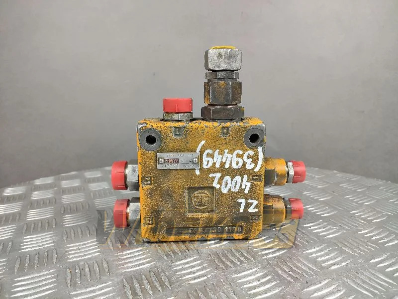 ZF 7730900117 - שסתום הידרולי עבור מכונת בנייה: תמונה 1 ZF 7730900117 - שסתום הידרולי עבור מכונת בנייה: תמונה 1