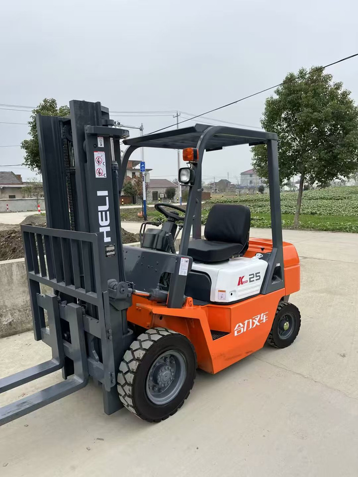 Anhui Heli 2.5-ton - במת הרמה ספיידר: תמונה 5 Anhui Heli 2.5-ton - במת הרמה ספיידר: תמונה 5
