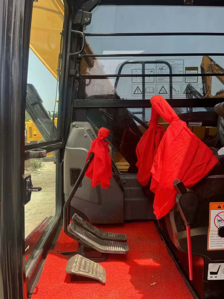 CATERPILLAR 323D2L - מחפר סורק: תמונה 3 CATERPILLAR 323D2L - מחפר סורק: תמונה 3