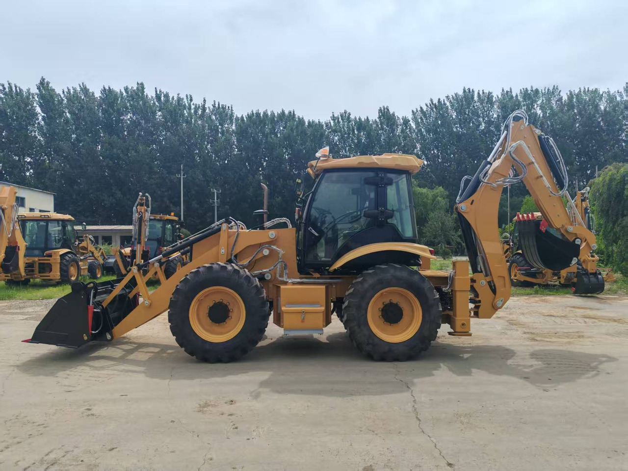 CATERPILLAR 4CX - מחפרון: תמונה 3 CATERPILLAR 4CX - מחפרון: תמונה 3