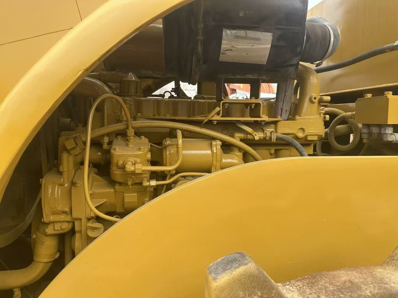 CATERPILLAR 6G - מדחס: תמונה 5 CATERPILLAR 6G - מדחס: תמונה 5