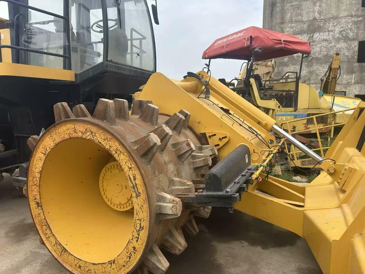 CATERPILLAR 816A - מדחס: תמונה 2 CATERPILLAR 816A - מדחס: תמונה 2
