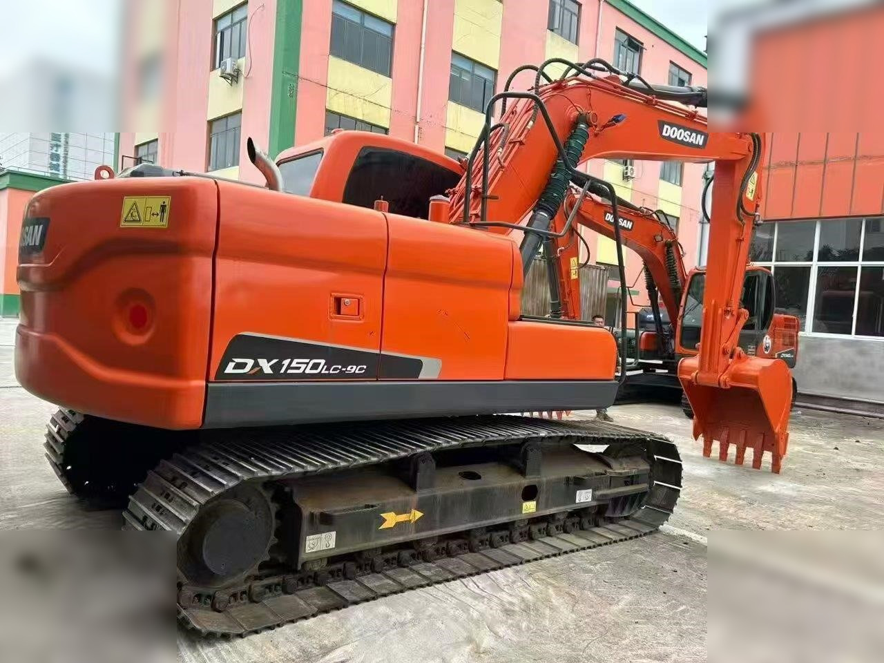 DOOSAN DX150W-9C - מחפר גלגלים: תמונה 3 DOOSAN DX150W-9C - מחפר גלגלים: תמונה 3