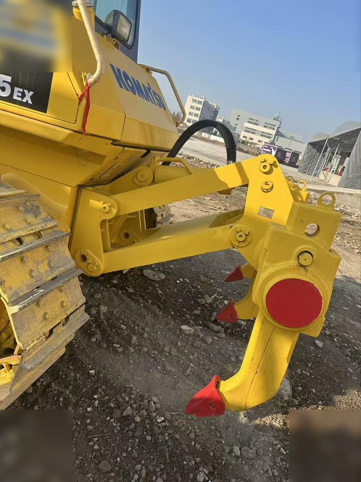 דחפור KOMATSU D85EX-18: תמונה 9