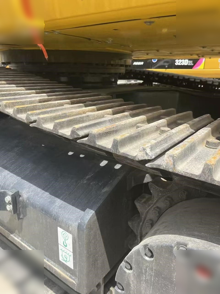 מחפר סורק KOMATSU PC400 LC-8: תמונה 17