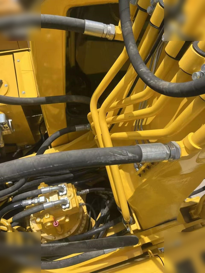 מחפר סורק KOMATSU PC400 LC-8: תמונה 12
