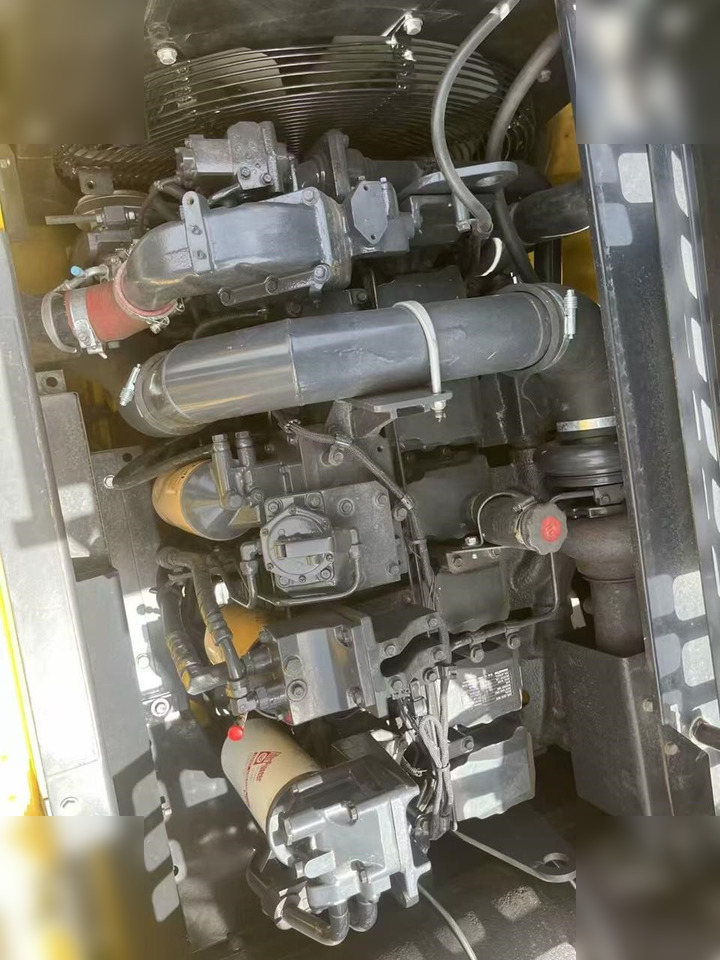 מחפר סורק KOMATSU PC400 LC-8: תמונה 10