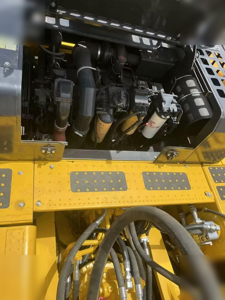 מחפר סורק KOMATSU PC400 LC-8: תמונה 11