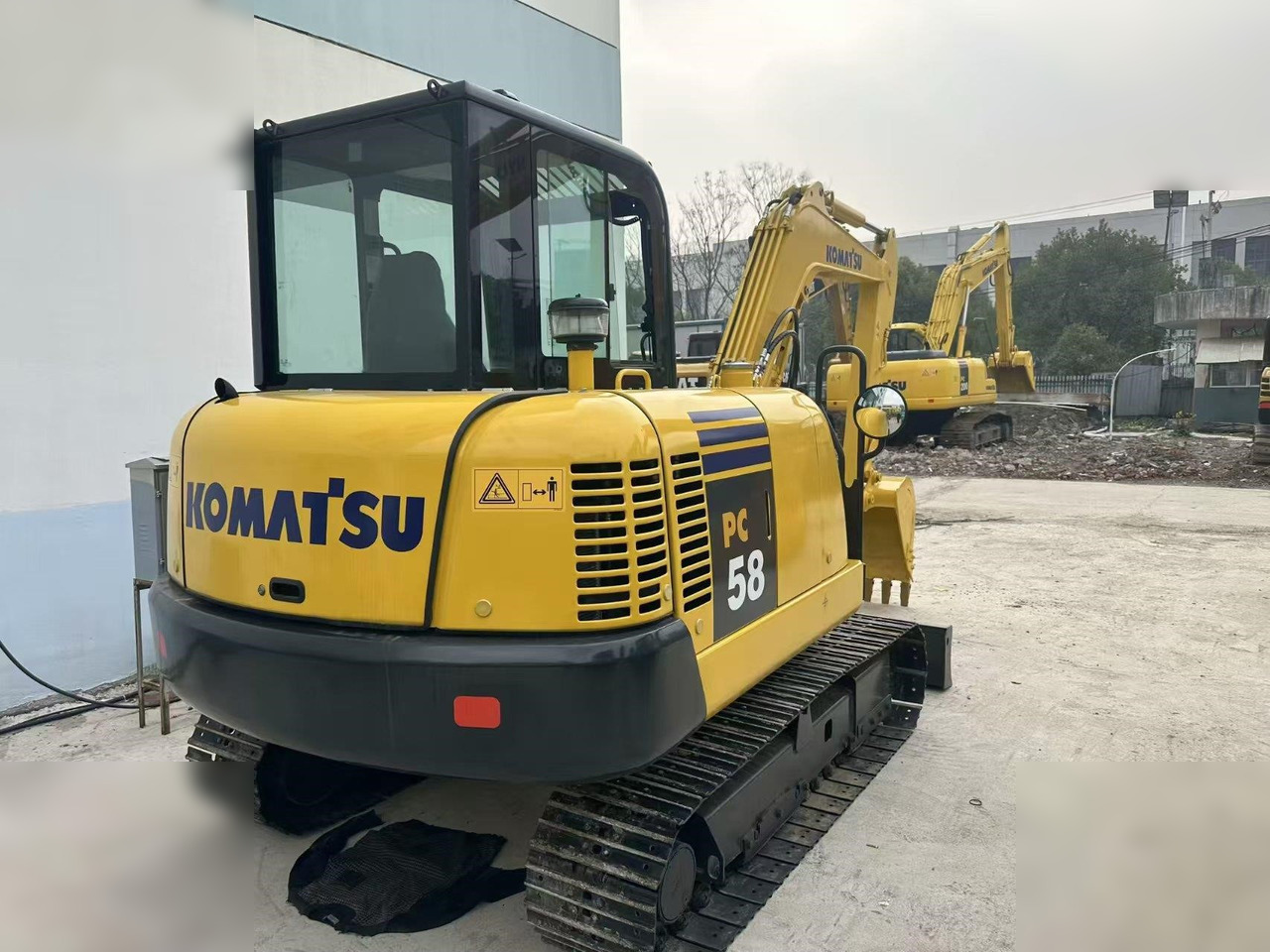 KOMATSU PC56-7 - מיני מחפר: תמונה 3 KOMATSU PC56-7 - מיני מחפר: תמונה 3