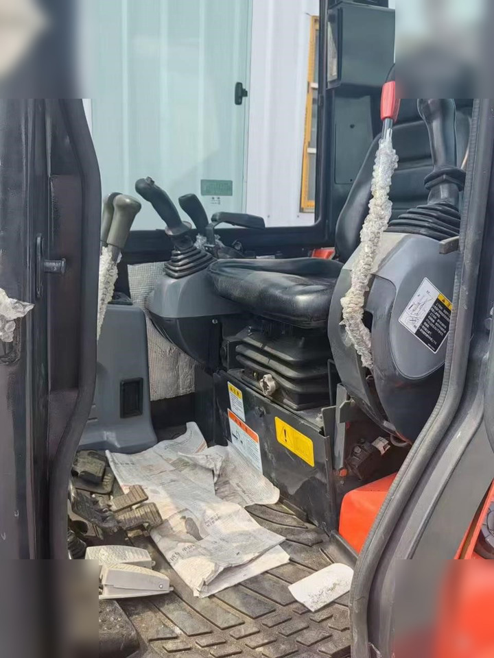 KUBOTA K-005-3 - מיני מחפר: תמונה 3 KUBOTA K-005-3 - מיני מחפר: תמונה 3