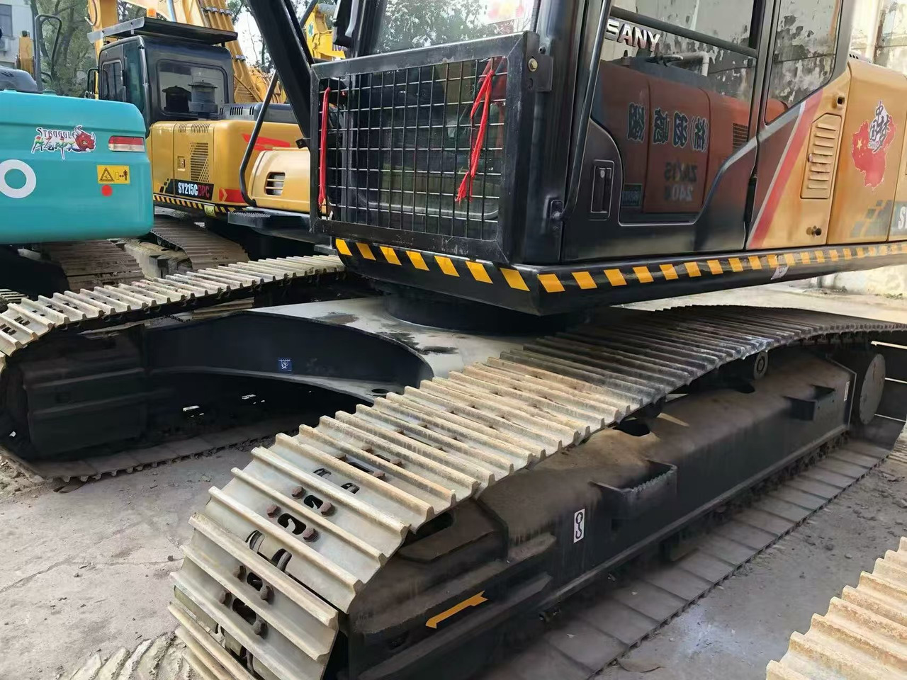 מחפר סורק SANY sy215c: תמונה 17