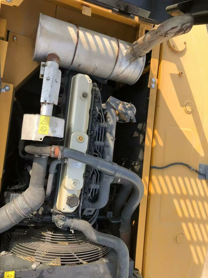 מחפר סורק SANY sy215c: תמונה 20