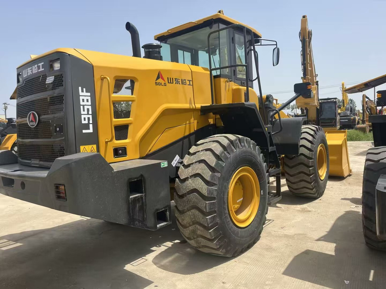 SDLG 956l - מעמיס גלגלים: תמונה 5 SDLG 956l - מעמיס גלגלים: תמונה 5