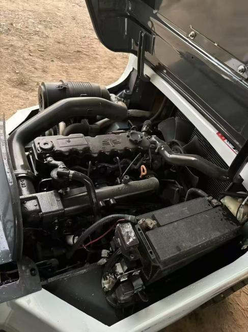 TCM 3-TON - מעלית תורן אנכית: תמונה 4 TCM 3-TON - מעלית תורן אנכית: תמונה 4
