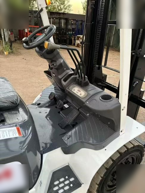TCM 830 - מעמיס גלגלים: תמונה 2 TCM 830 - מעמיס גלגלים: תמונה 2