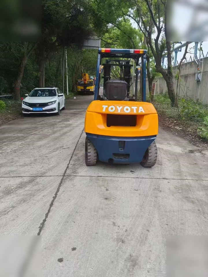 TOYOTA 8FGU30 - מלגזה: תמונה 2 TOYOTA 8FGU30 - מלגזה: תמונה 2