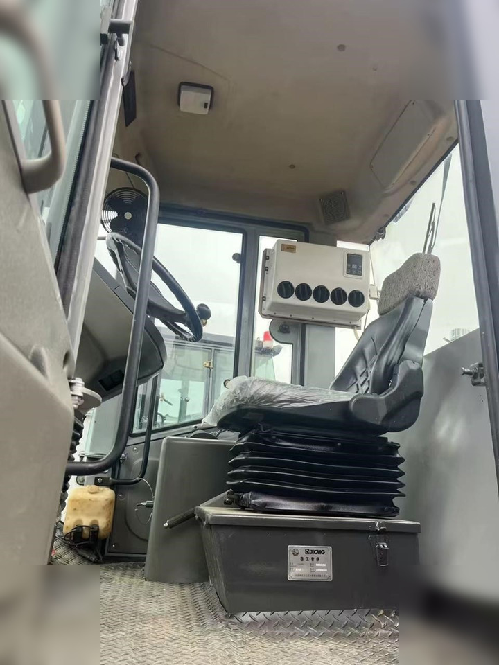 XCMG XS223J - רולר: תמונה 3 XCMG XS223J - רולר: תמונה 3