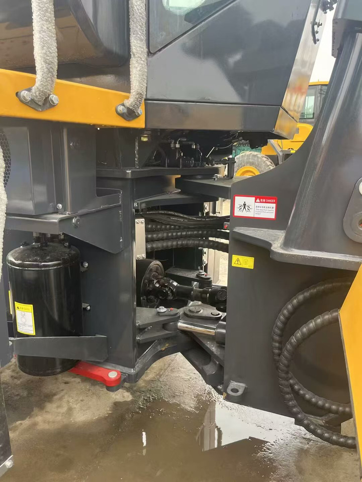 XCMG ZL50GN - מעמיס גלגלים: תמונה 5 XCMG ZL50GN - מעמיס גלגלים: תמונה 5