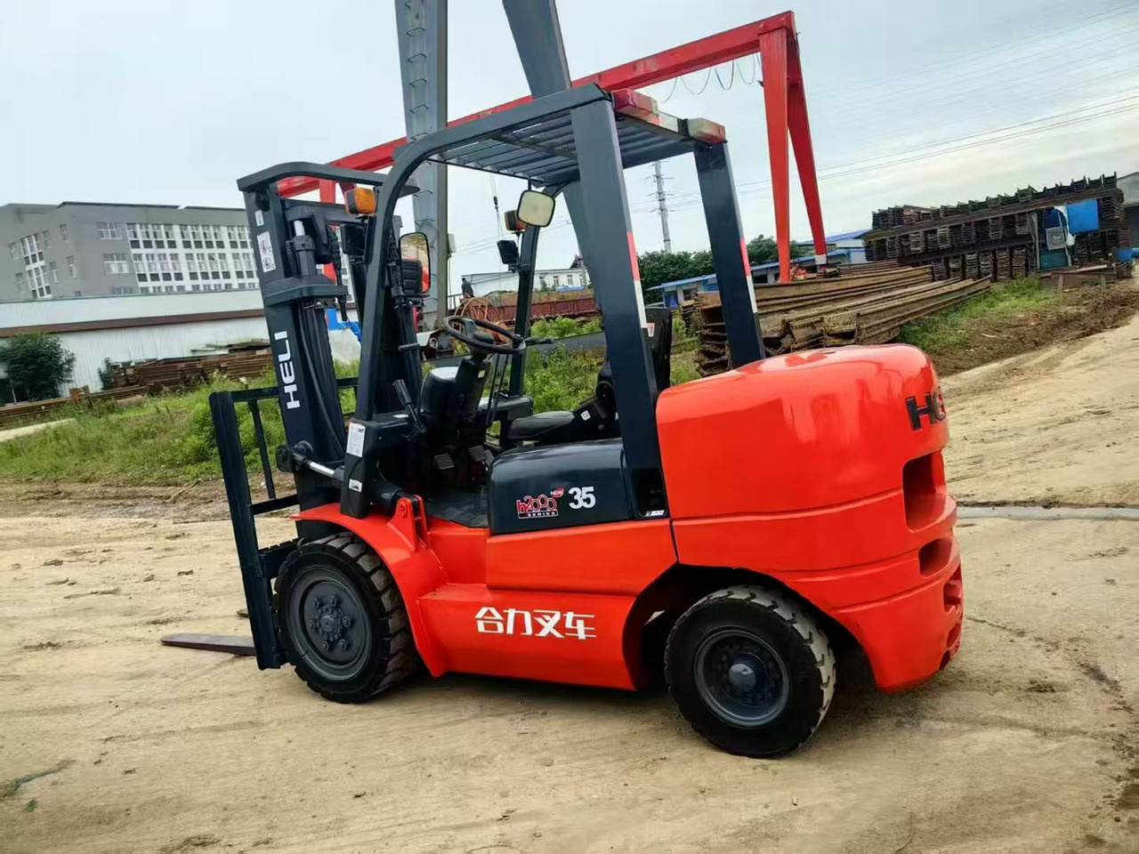 Heli 3.5ton - מעלית תורן אנכית: תמונה 5 Heli 3.5ton - מעלית תורן אנכית: תמונה 5