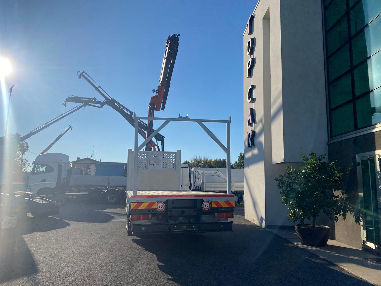 IVECO AD260S36 - משאית מנוף: תמונה 5 IVECO AD260S36 - משאית מנוף: תמונה 5