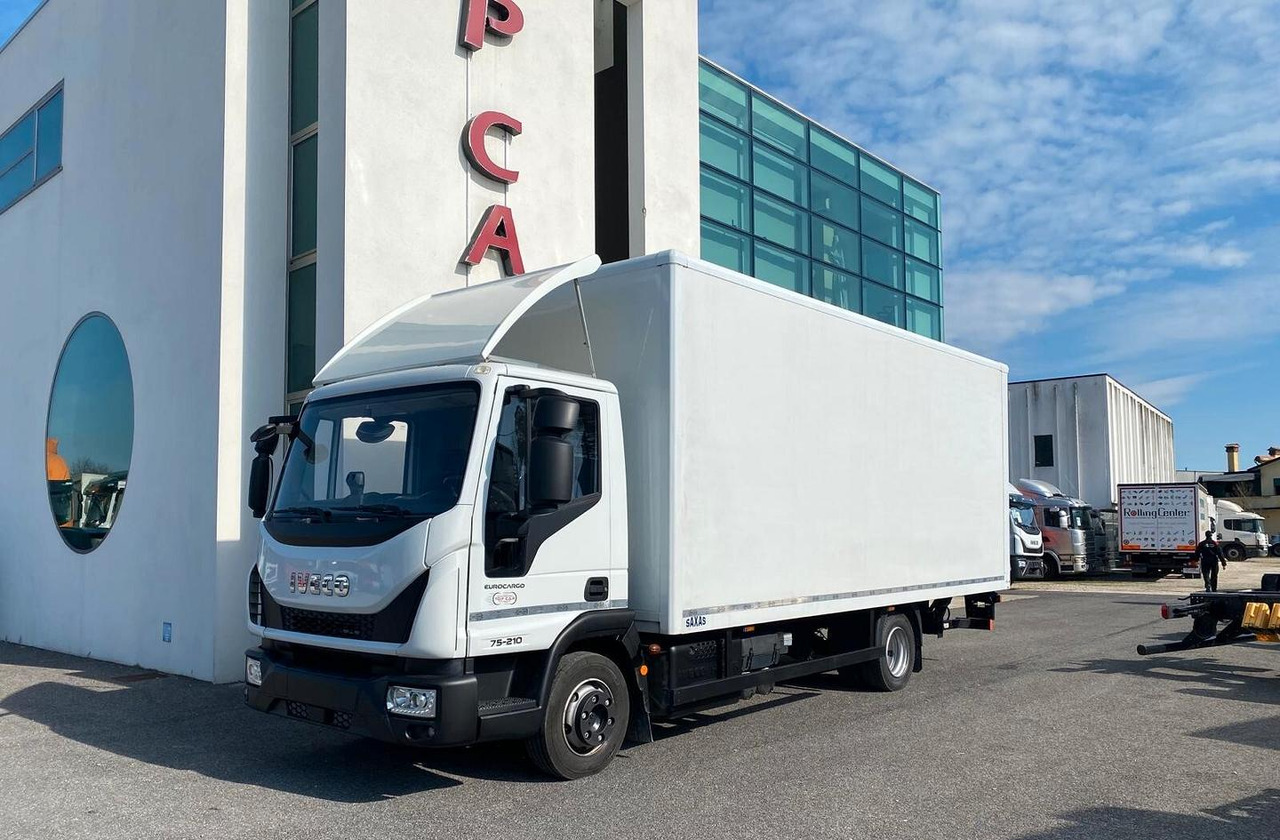 IVECO EUROCARGO 75E21 FURGONE E SPONDA - משאית תיבה: תמונה 1 IVECO EUROCARGO 75E21 FURGONE E SPONDA - משאית תיבה: תמונה 1