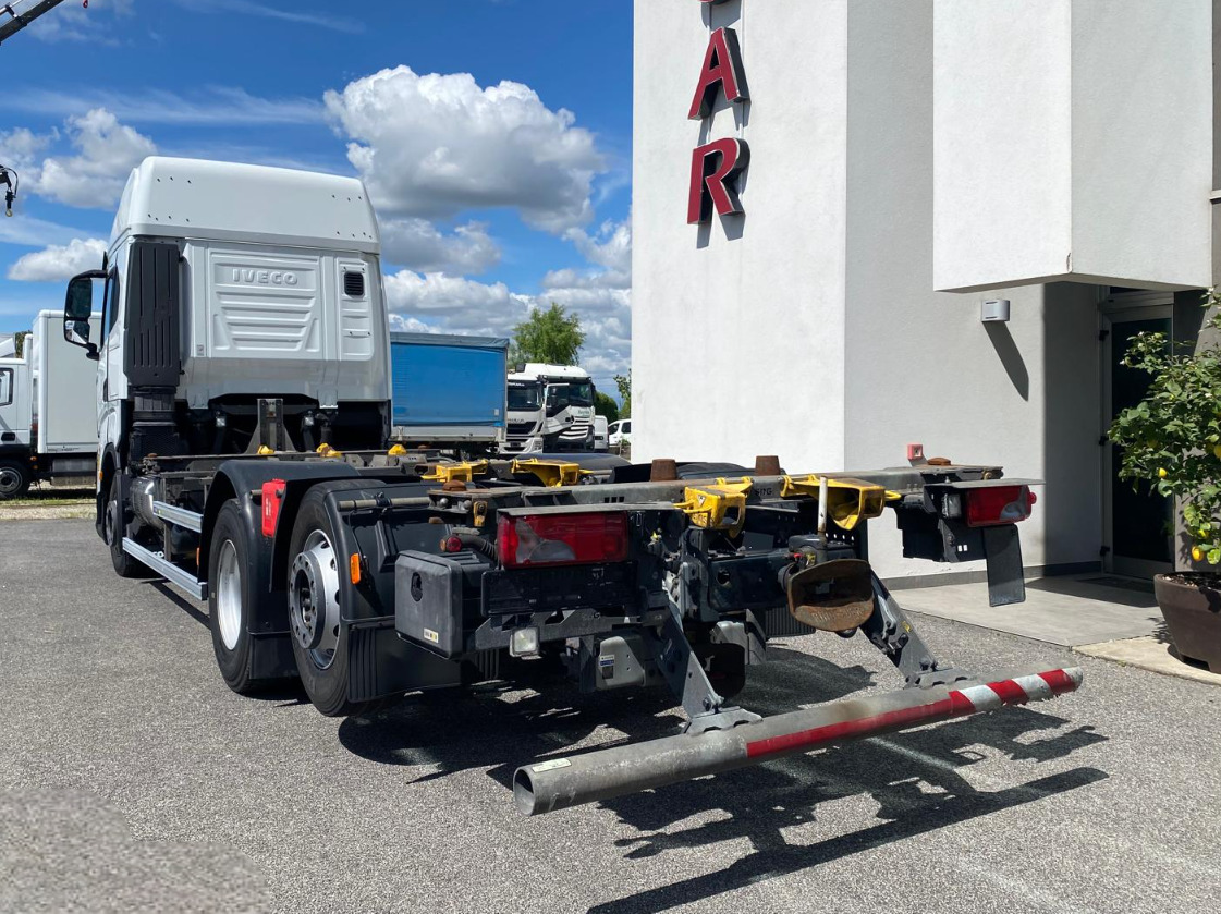 IVECO S-WAY AS260S48 - משאית עם שלדת תא: תמונה 5 IVECO S-WAY AS260S48 - משאית עם שלדת תא: תמונה 5