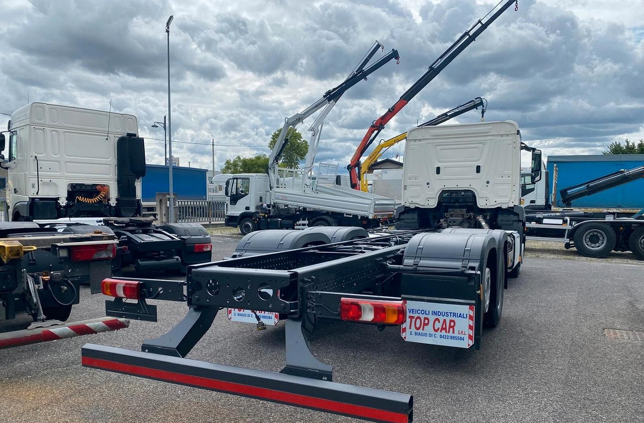 MERCEDES ANTOS 25.40 MOTRICE 3 ASSI TELAIO - משאית עם שלדת תא: תמונה 4 MERCEDES ANTOS 25.40 MOTRICE 3 ASSI TELAIO - משאית עם שלדת תא: תמונה 4