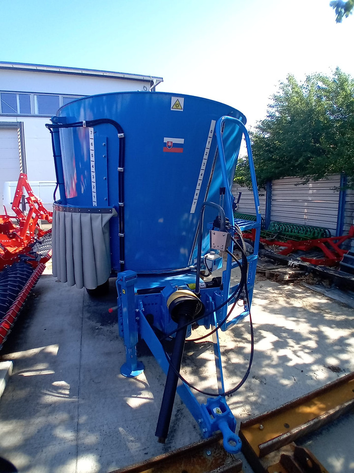 EUROMILK RINO FX 800 - עגלת מערבל מספוא: תמונה 4 EUROMILK RINO FX 800 - עגלת מערבל מספוא: תמונה 4