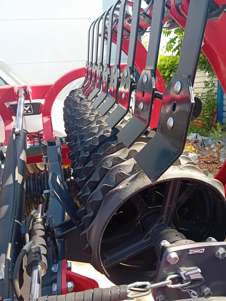 EXPOM TYTAN PLUS 6,3 CAMBRIDGE 530 - רולר חקלאי: תמונה 3 EXPOM TYTAN PLUS 6,3 CAMBRIDGE 530 - רולר חקלאי: תמונה 3