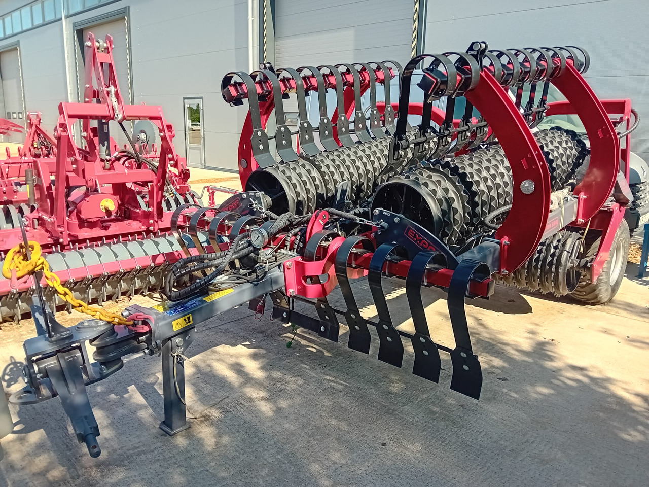 EXPOM TYTAN PLUS 6,3 CAMBRIDGE 530 - רולר חקלאי: תמונה 1 EXPOM TYTAN PLUS 6,3 CAMBRIDGE 530 - רולר חקלאי: תמונה 1
