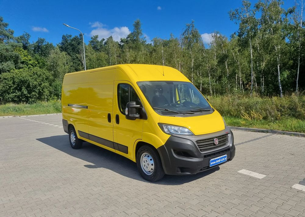 Fiat Ducato - כלי רכב מסחרי עם לוח: תמונה 2 Fiat Ducato - כלי רכב מסחרי עם לוח: תמונה 2
