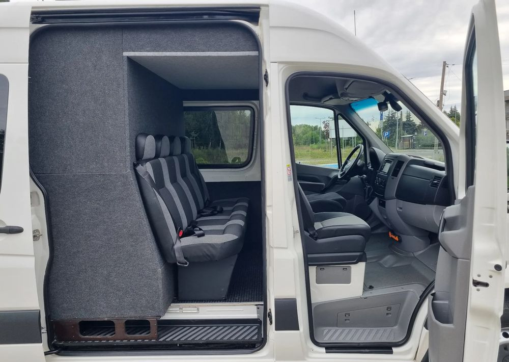 כלי רכב מסחרי עם לוח Volkswagen Crafter: תמונה 16