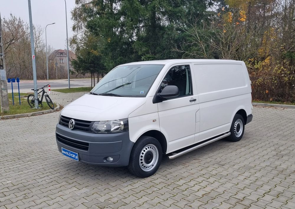 Volkswagen Transporter - כלי רכב מסחרי קטן: תמונה 1 Volkswagen Transporter - כלי רכב מסחרי קטן: תמונה 1