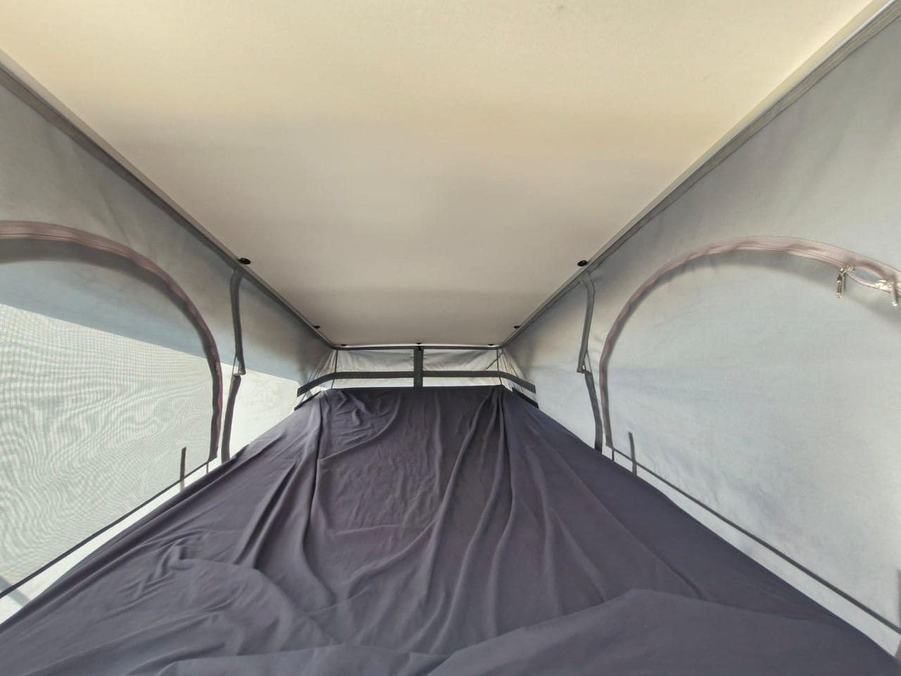 MERCEDES-BENZ Sprinter 4x4 HYMER Grand Canyon S - מוטורהום: תמונה 3 MERCEDES-BENZ Sprinter 4x4 HYMER Grand Canyon S - מוטורהום: תמונה 3