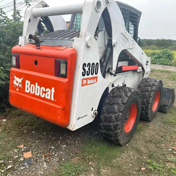 100%Ready Bobcat S300 Well Sold Most Famous Brand High Quality Bobcat S300 Skid Steer Loader for Sale - מעמיס היגוי החלקה: תמונה 5 100%Ready Bobcat S300 Well Sold Most Famous Brand High Quality Bobcat S300 Skid Steer Loader for Sale - מעמיס היגוי החלקה: תמונה 5