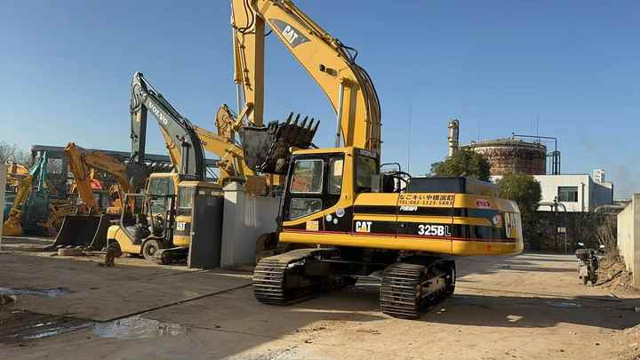 Cat325B Low Working Time CAT 320 325D 315D Excavator Caterpillar Used 25ton Cat325B Medium Size Digger - מחפר סורק: תמונה 3 Cat325B Low Working Time CAT 320 325D 315D Excavator Caterpillar Used 25ton Cat325B Medium Size Digger - מחפר סורק: תמונה 3