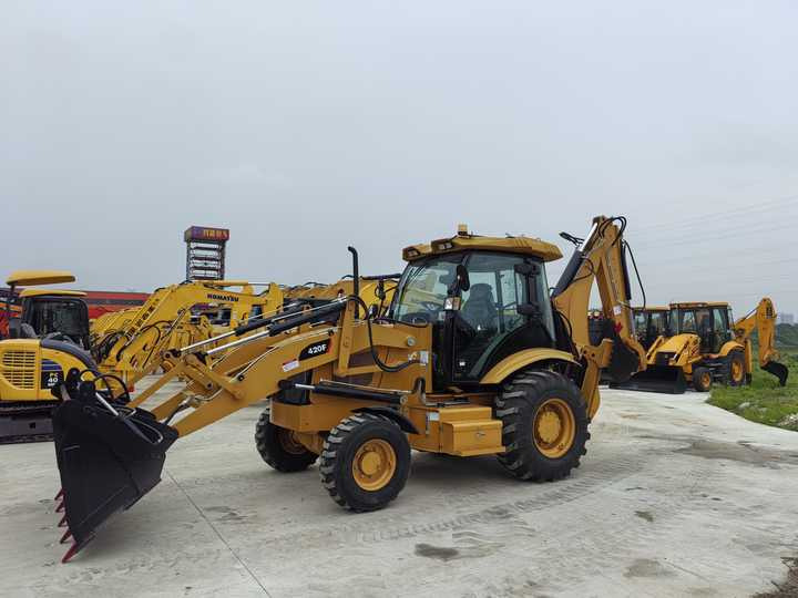 Cheap Prices Good Condition High Performance CAT 420F Used Backhoe Loader for Sale - מחפרון: תמונה 3 Cheap Prices Good Condition High Performance CAT 420F Used Backhoe Loader for Sale - מחפרון: תמונה 3