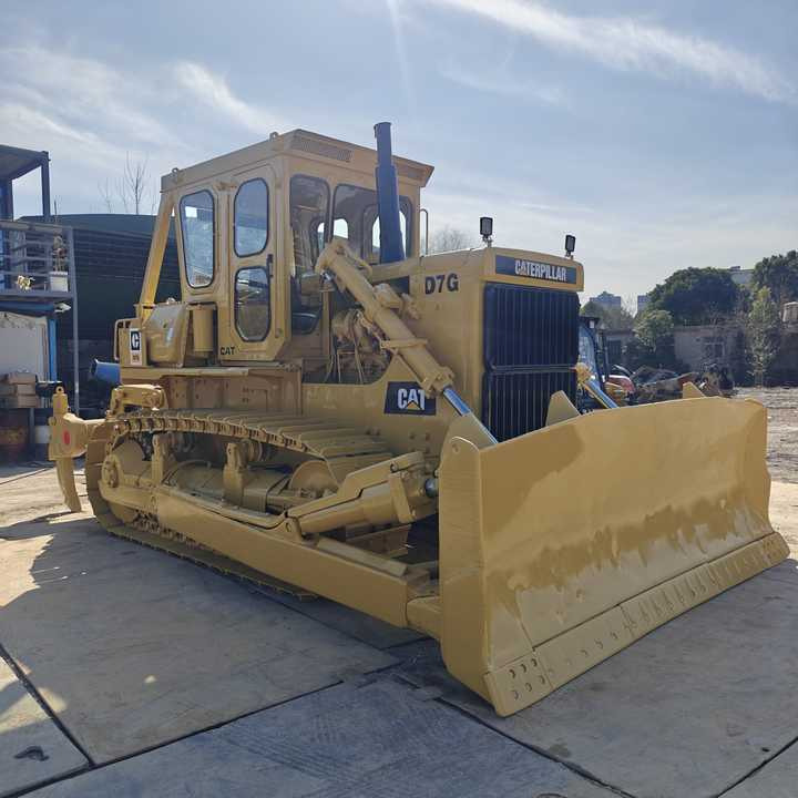 Good Condition Caterpillar CATD7G Original Japan Used Crawler Dozer Used CAT D6 D7 D10 Second Hand Bulldozers for Sale - דחפור: תמונה 5 Good Condition Caterpillar CATD7G Original Japan Used Crawler Dozer Used CAT D6 D7 D10 Second Hand Bulldozers for Sale - דחפור: תמונה 5