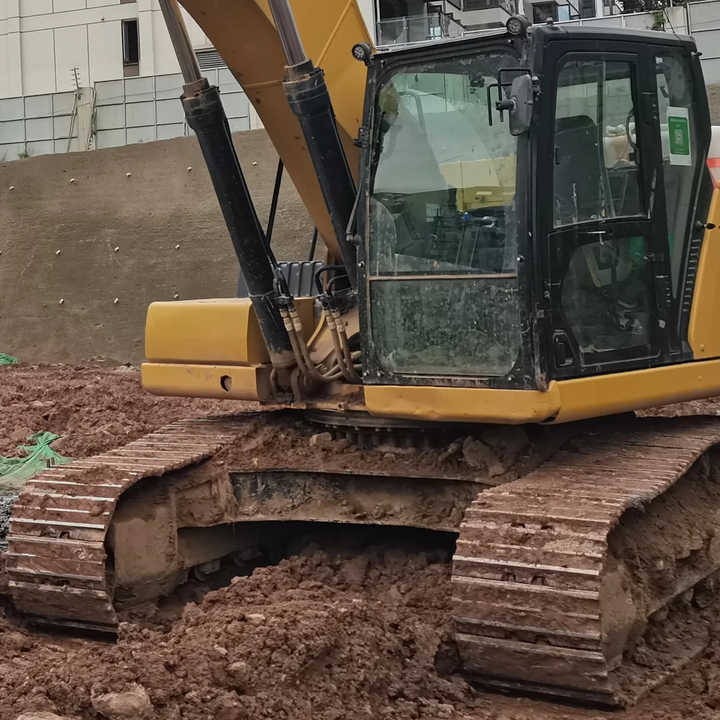 Good Condition Used CAT Excavator Japan 330GC Original Used Excavator Cat 330GC in Stock - מחפר סורק: תמונה 4 Good Condition Used CAT Excavator Japan 330GC Original Used Excavator Cat 330GC in Stock - מחפר סורק: תמונה 4