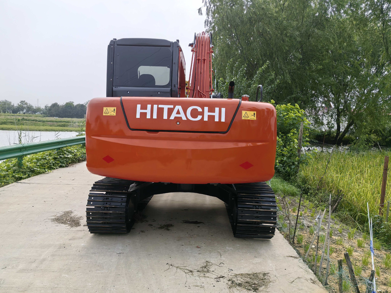 HITACHI Hitachi zx70 in stock for sale - מכונת בנייה: תמונה 2 HITACHI Hitachi zx70 in stock for sale - מכונת בנייה: תמונה 2