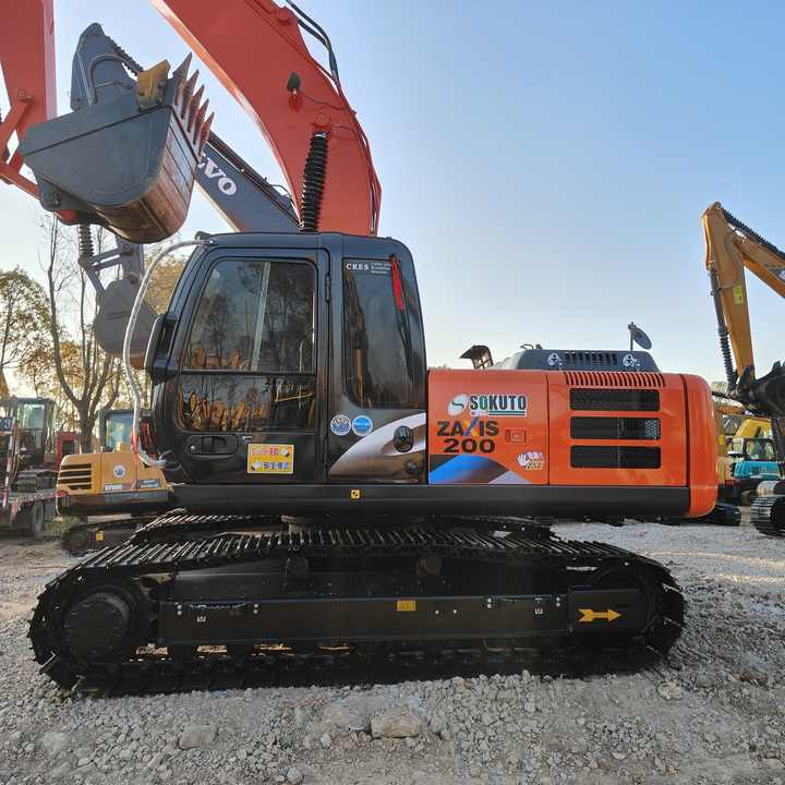 Original Japan Hitachi ZX200-5 Excavator Hitachi Excavator in Low Price for Hot Sale - מחפר סורק: תמונה 1 Original Japan Hitachi ZX200-5 Excavator Hitachi Excavator in Low Price for Hot Sale - מחפר סורק: תמונה 1