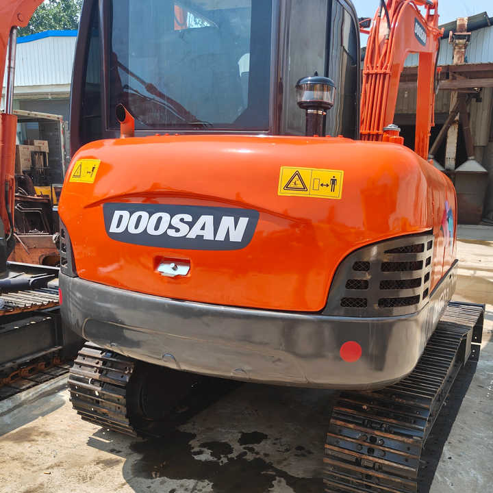 Original Second-hand Doosan DH60-7 Excavator Is in Good Condition Strong and Simple Maintenance - מחפר סורק: תמונה 5 Original Second-hand Doosan DH60-7 Excavator Is in Good Condition Strong and Simple Maintenance - מחפר סורק: תמונה 5