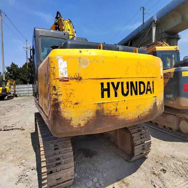 Second-hand Original Hyundai R215-7C Crawler Excavator - מחפר: תמונה 3 Second-hand Original Hyundai R215-7C Crawler Excavator - מחפר: תמונה 3